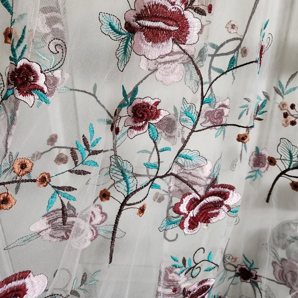 Endless Rose Floral Dress - Picture 4 of 7